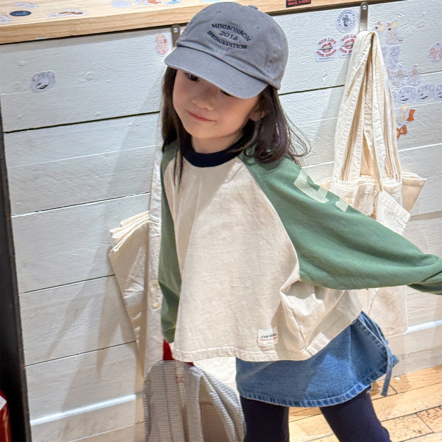 韓国風プリント 長袖ベビーシャツ