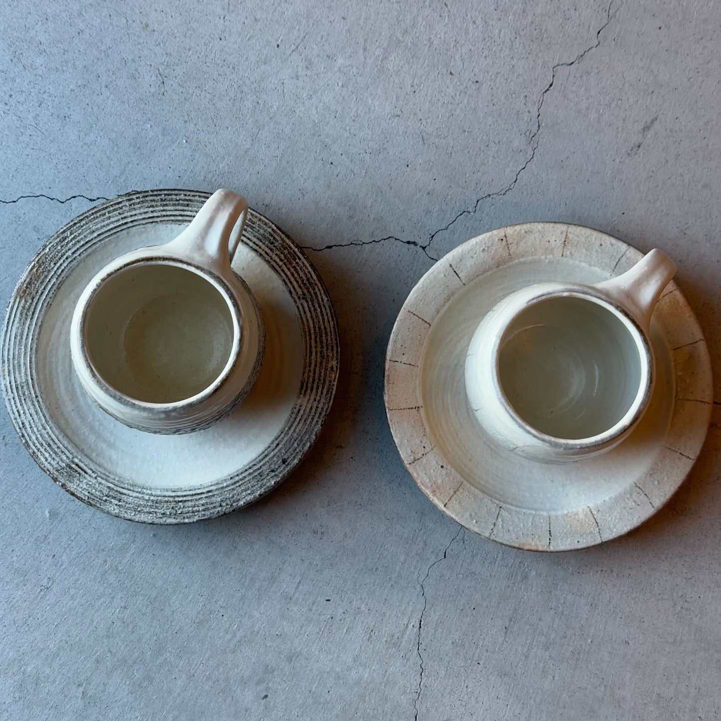 エッグマグ(マグカップ)渕荒横彫|古谷製陶所(信楽焼 陶器)【古43】