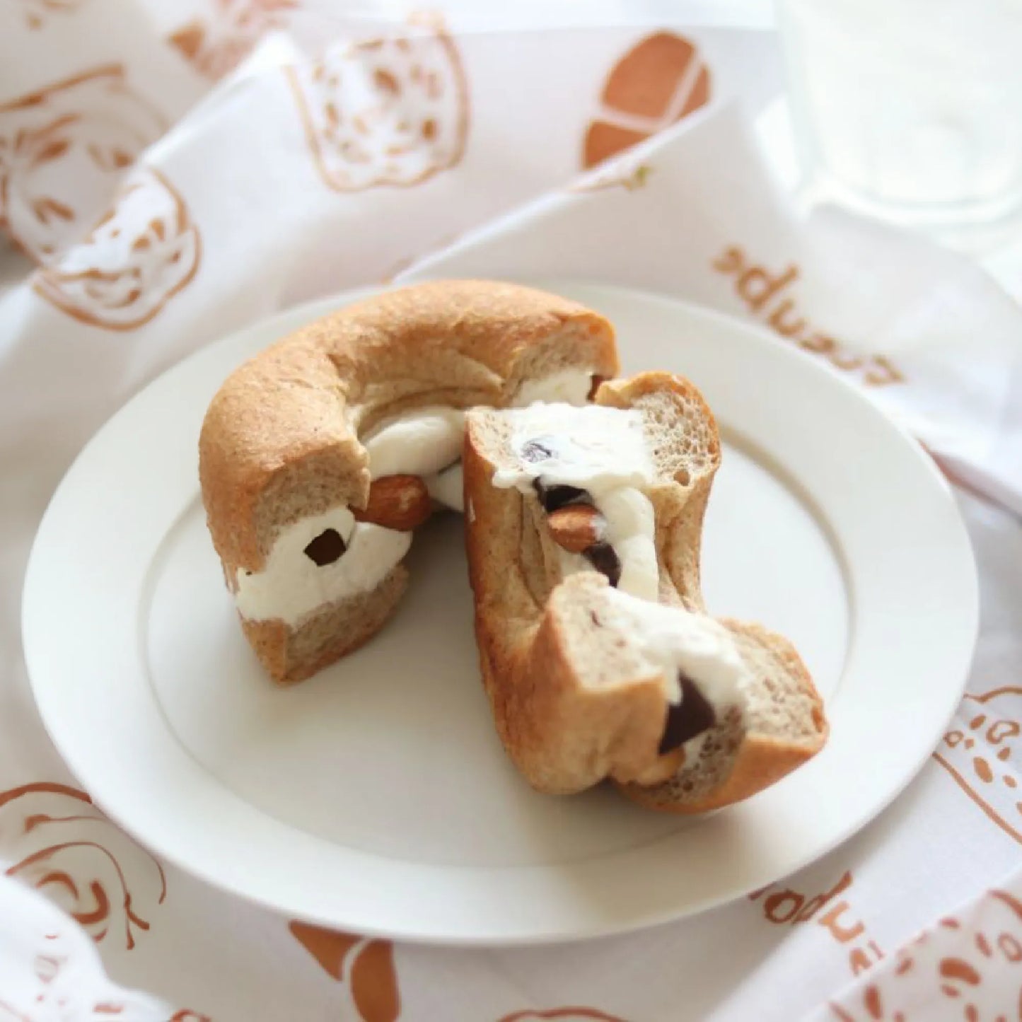 フスボンスペシャル 糖質6.4g