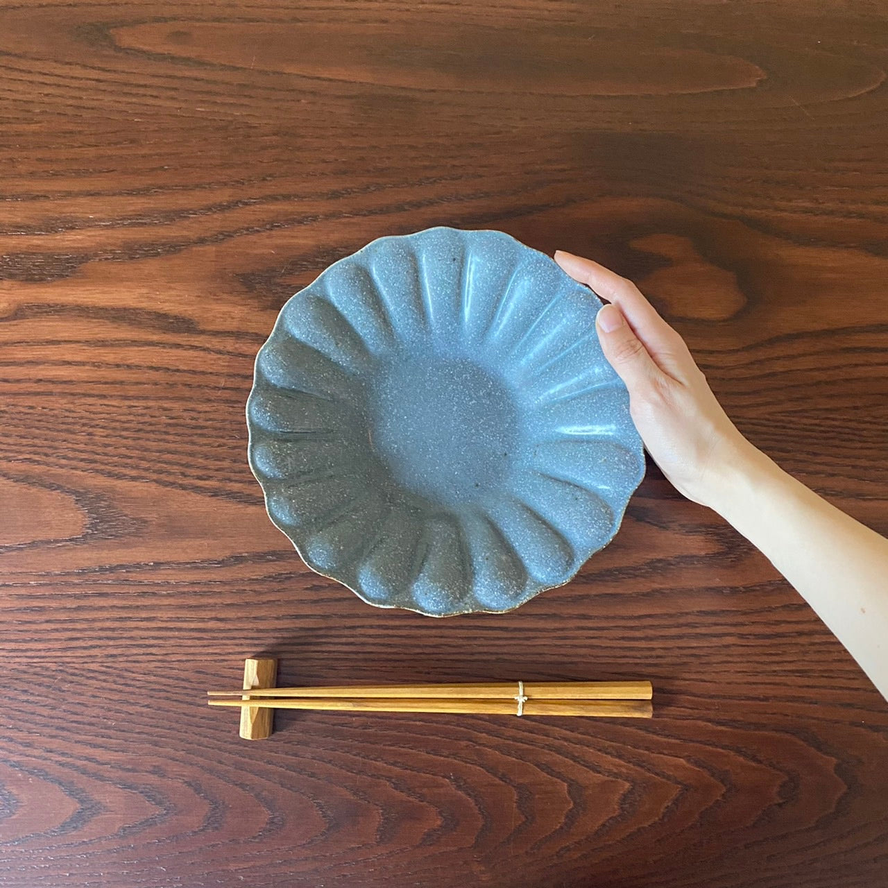 輪花深皿 大 グレー釉|古谷製陶所(信楽焼 陶器)【古27】