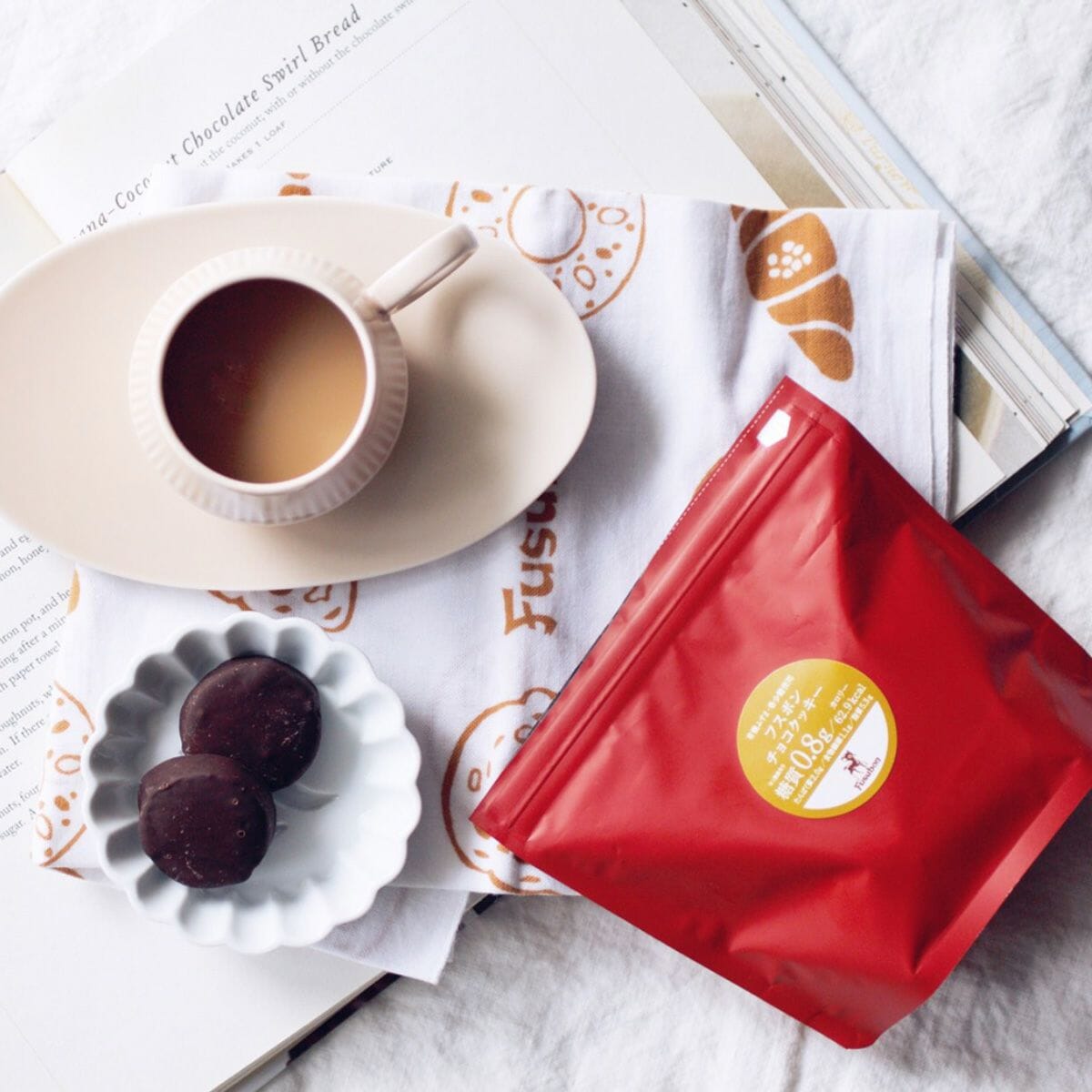 フスボンチョコクッキー(10枚入り) 糖質1.2g/枚