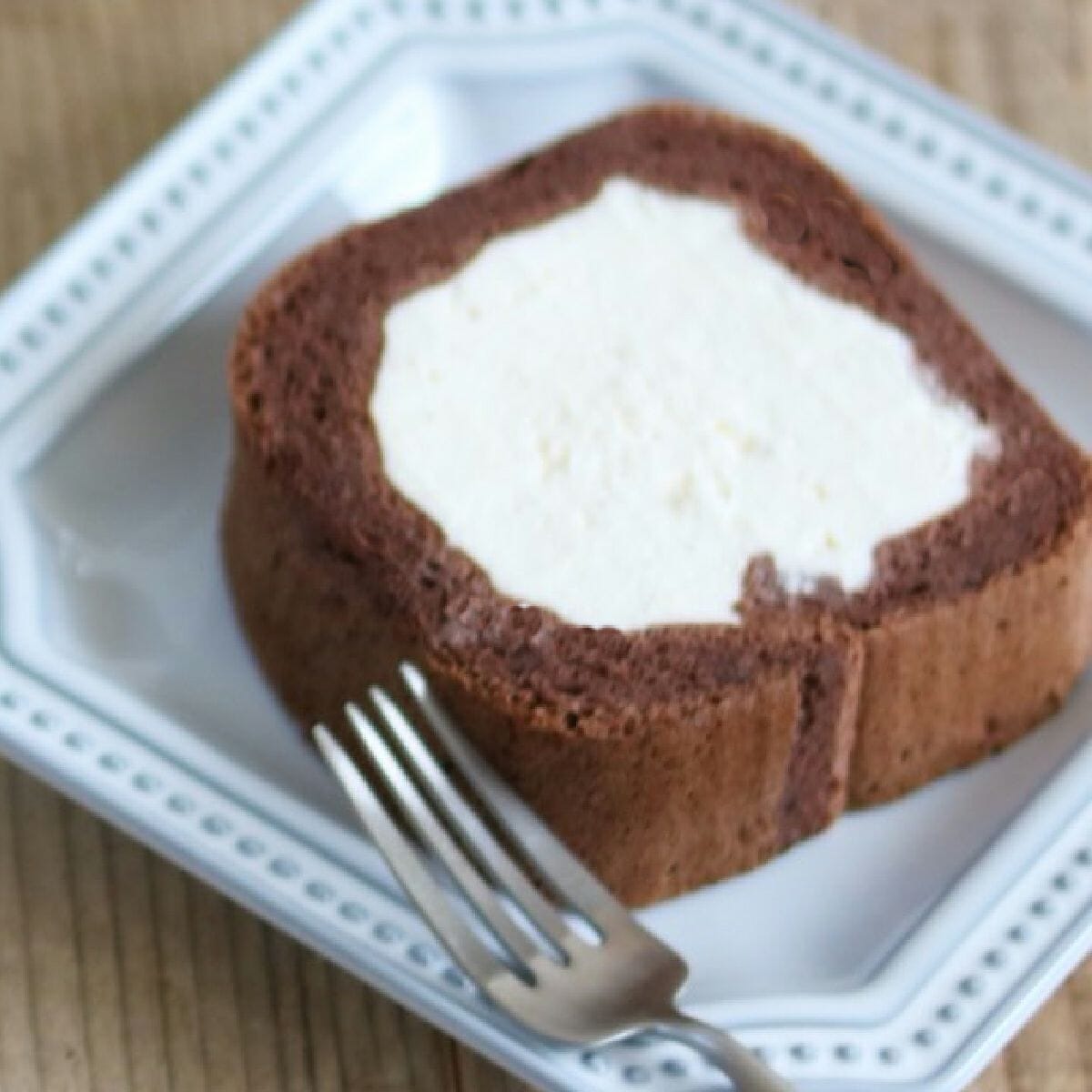 【送料・ギフトパッケージ込】低糖質ロールケーキホール2種セット