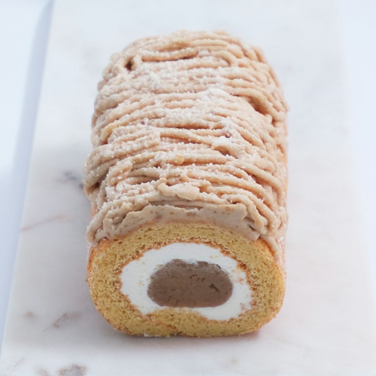 【送料・誕生日ギフトパッケージ込】フスボン・モンブランロール 糖質27.0g/1ホール