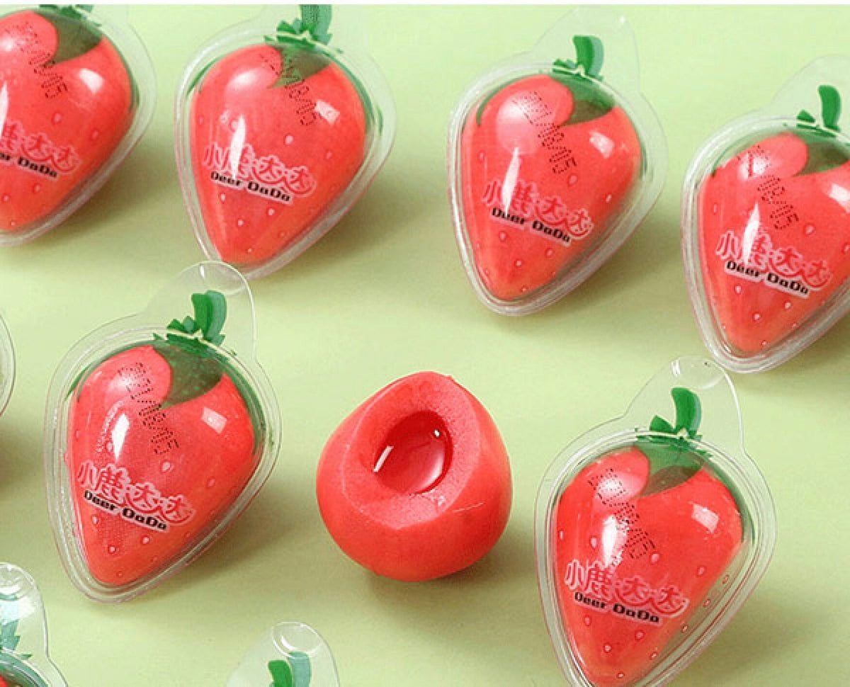 Dada Strawberry 3D Single Gummy / ダダ ストロベリー グミ シングル