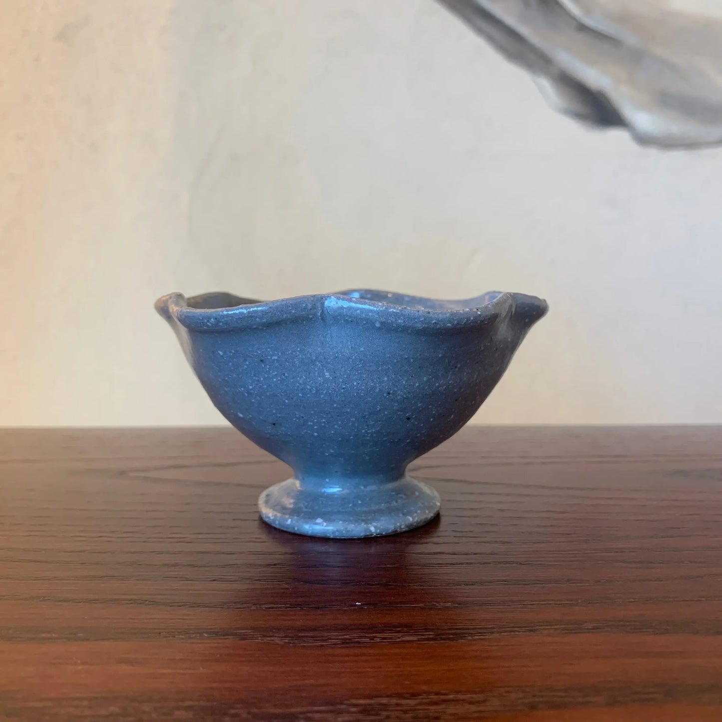輪花高台小鉢 ミニ グレー釉｜古谷製陶所（信楽焼 陶器）【古71】