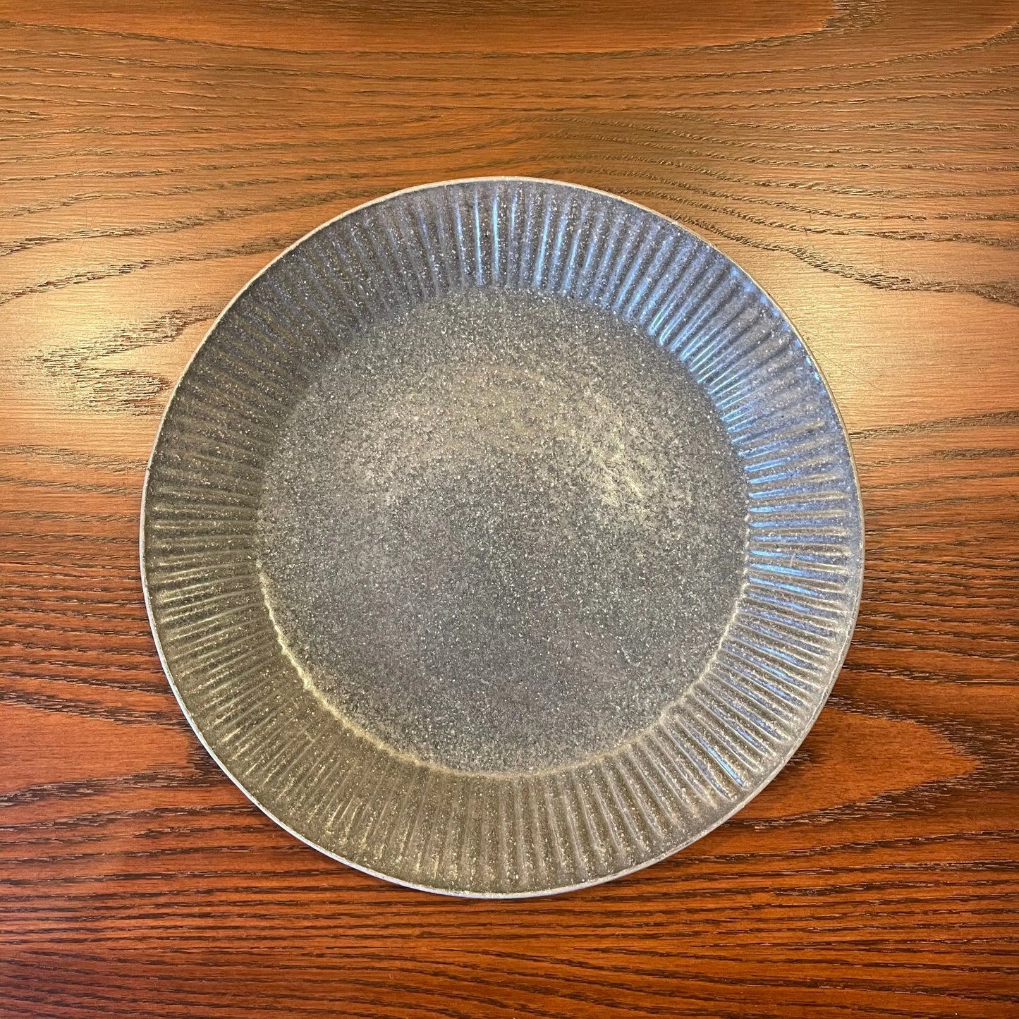 ラッフルプレート L グレー釉｜古谷製陶所（信楽焼 陶器）【古10】