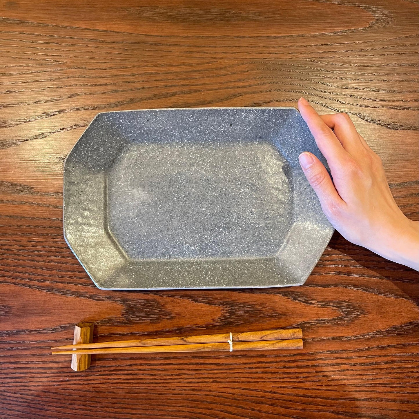 八角プレート 小 グレー釉｜古谷製陶所（信楽焼 陶器）【古73】