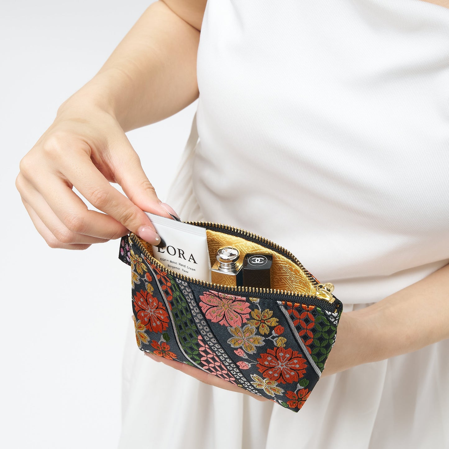 きんらん ちいさめポーチ(middle)