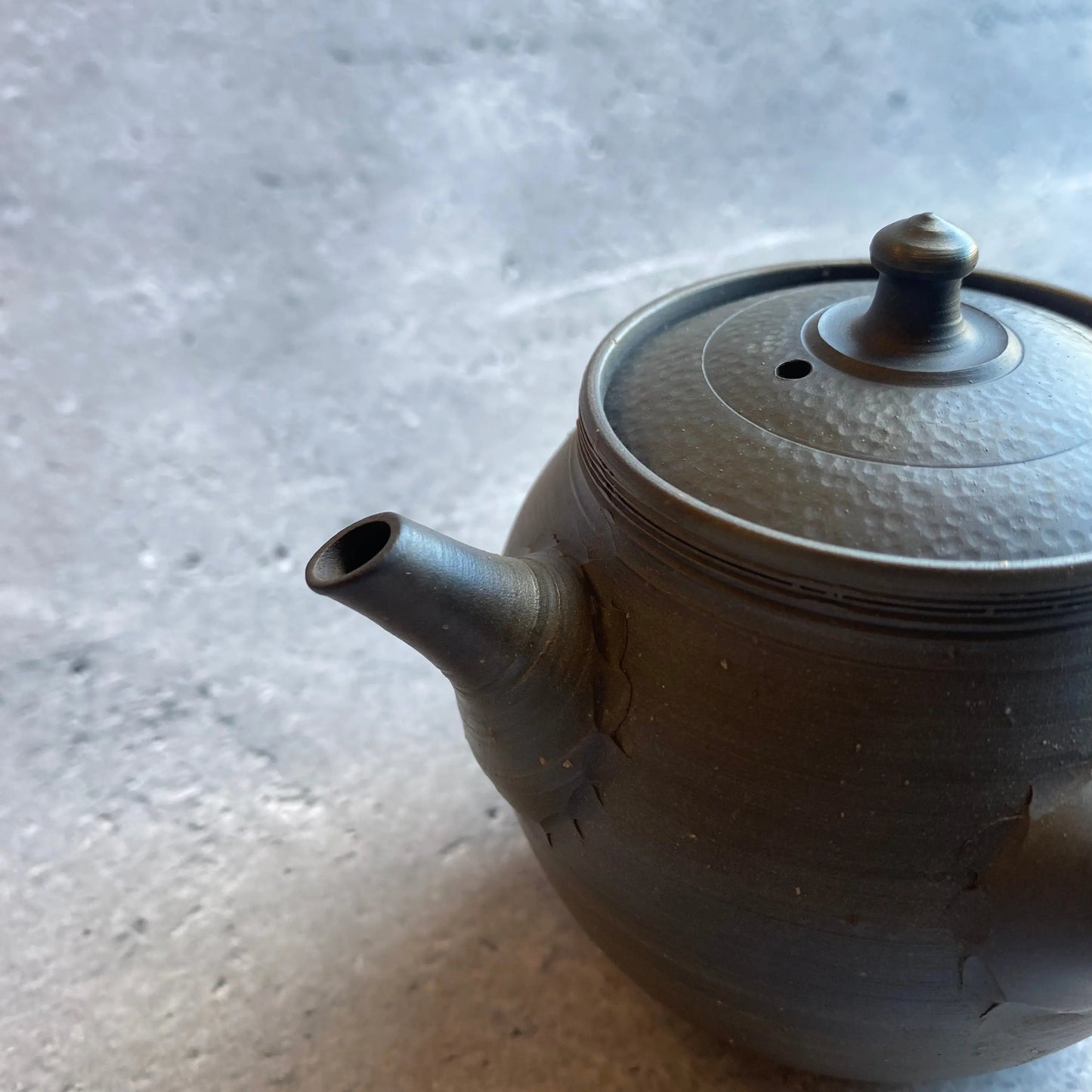 槌目蓋梨皮窯変急須【8】