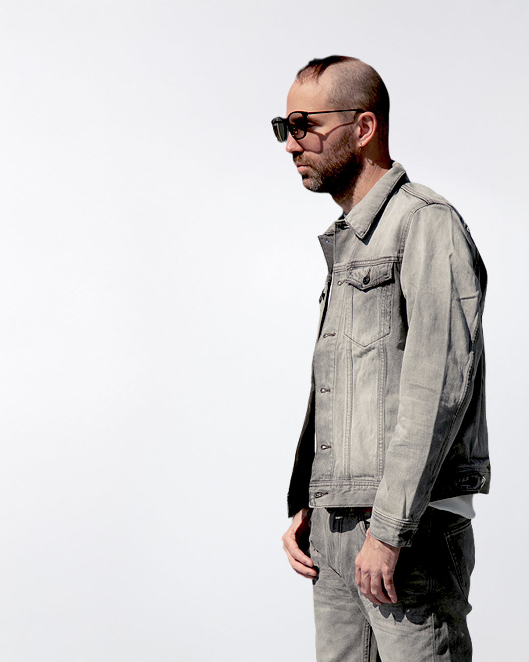 12oz SOFT BLACK DENIM TRUCKER JACKET