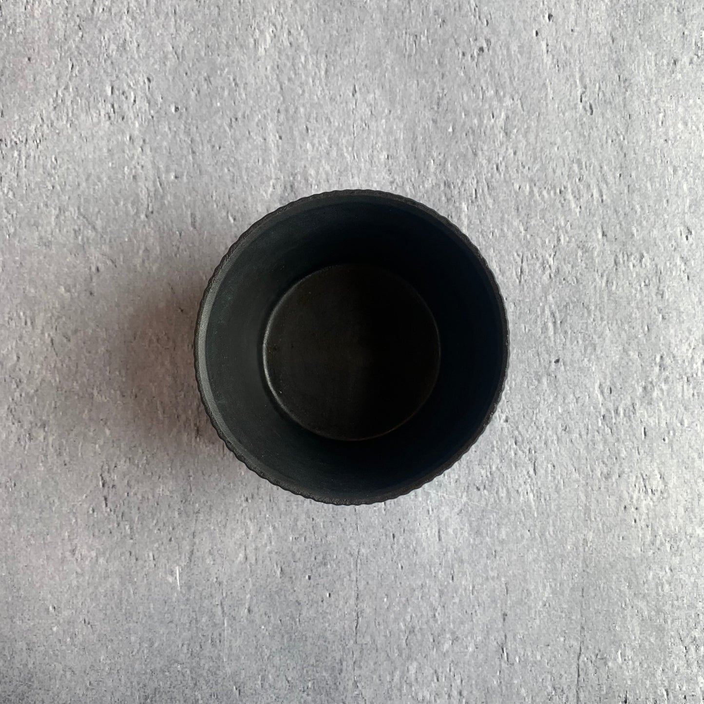 作家　飛松灯器　sections / 蕎麦猪口 / charcoal black【5】