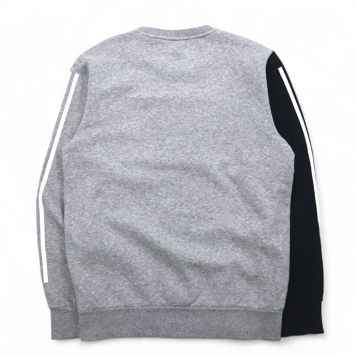 adidas スポーツ ID クルー スウェット XL グレー ブラック 裏起毛 3ストライプ Sport ID EB7589