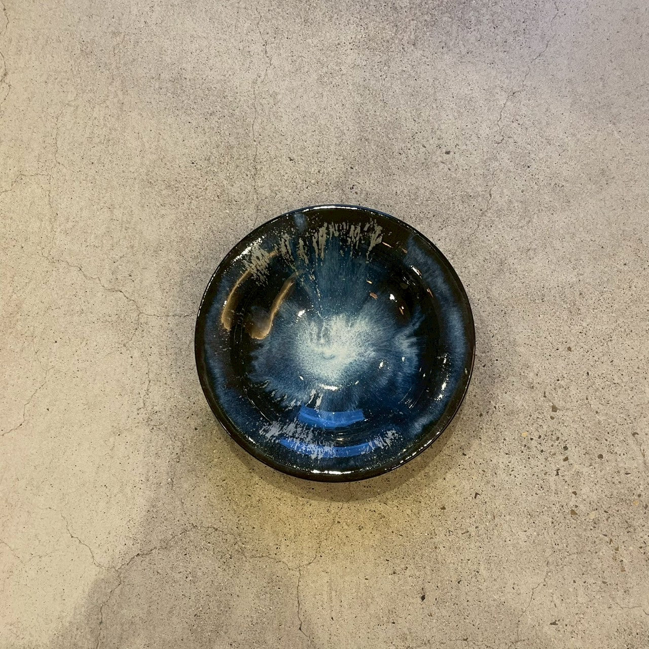 p/浅鉢(大)【KT8】