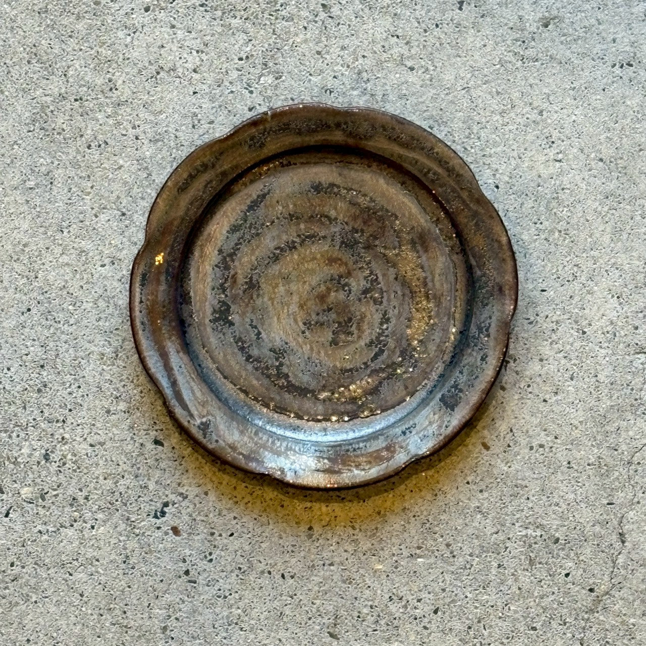 豆皿 　花型切込み豆皿　ブロンズ【FK16】