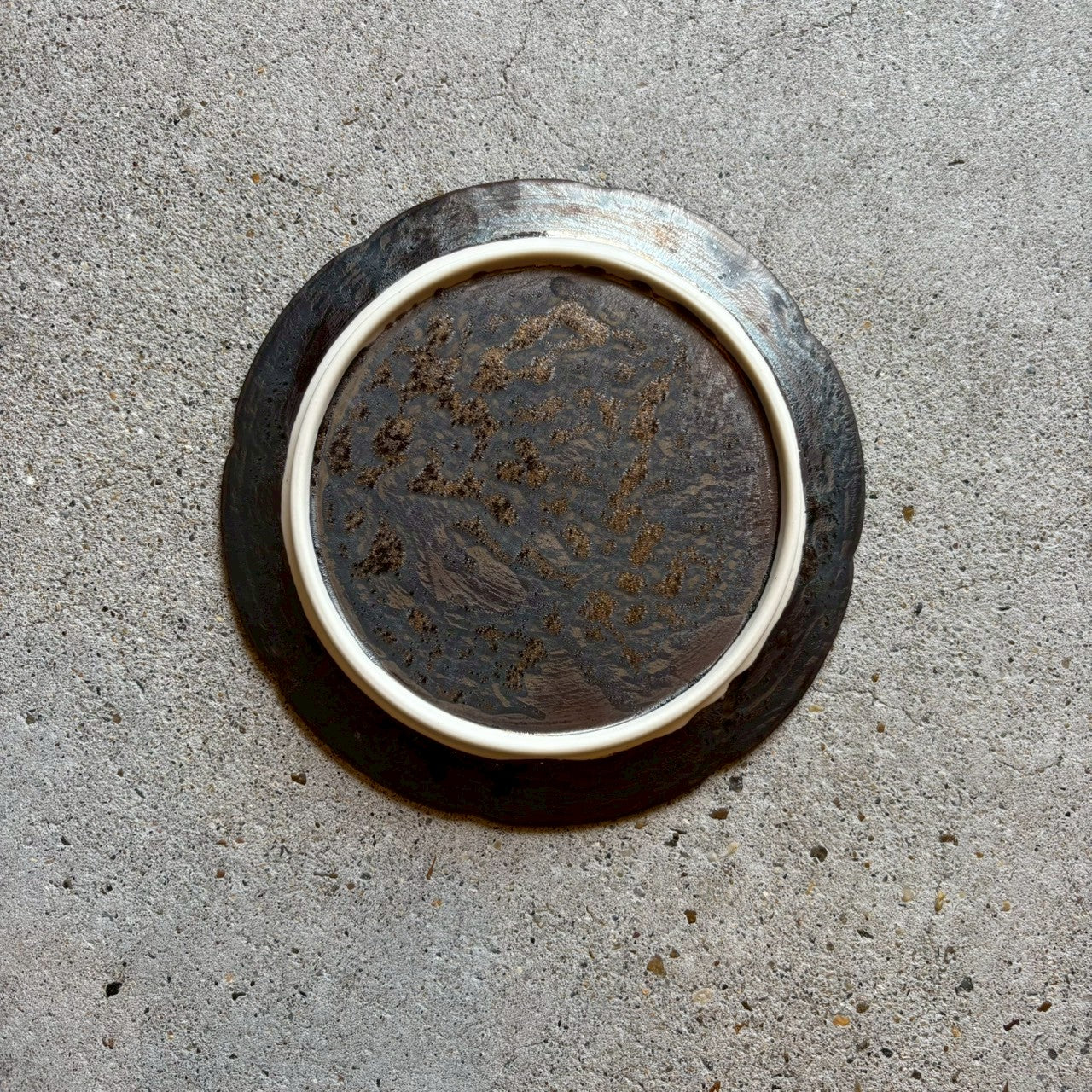 五寸皿　花型切込み　ブロンズ【FK19】