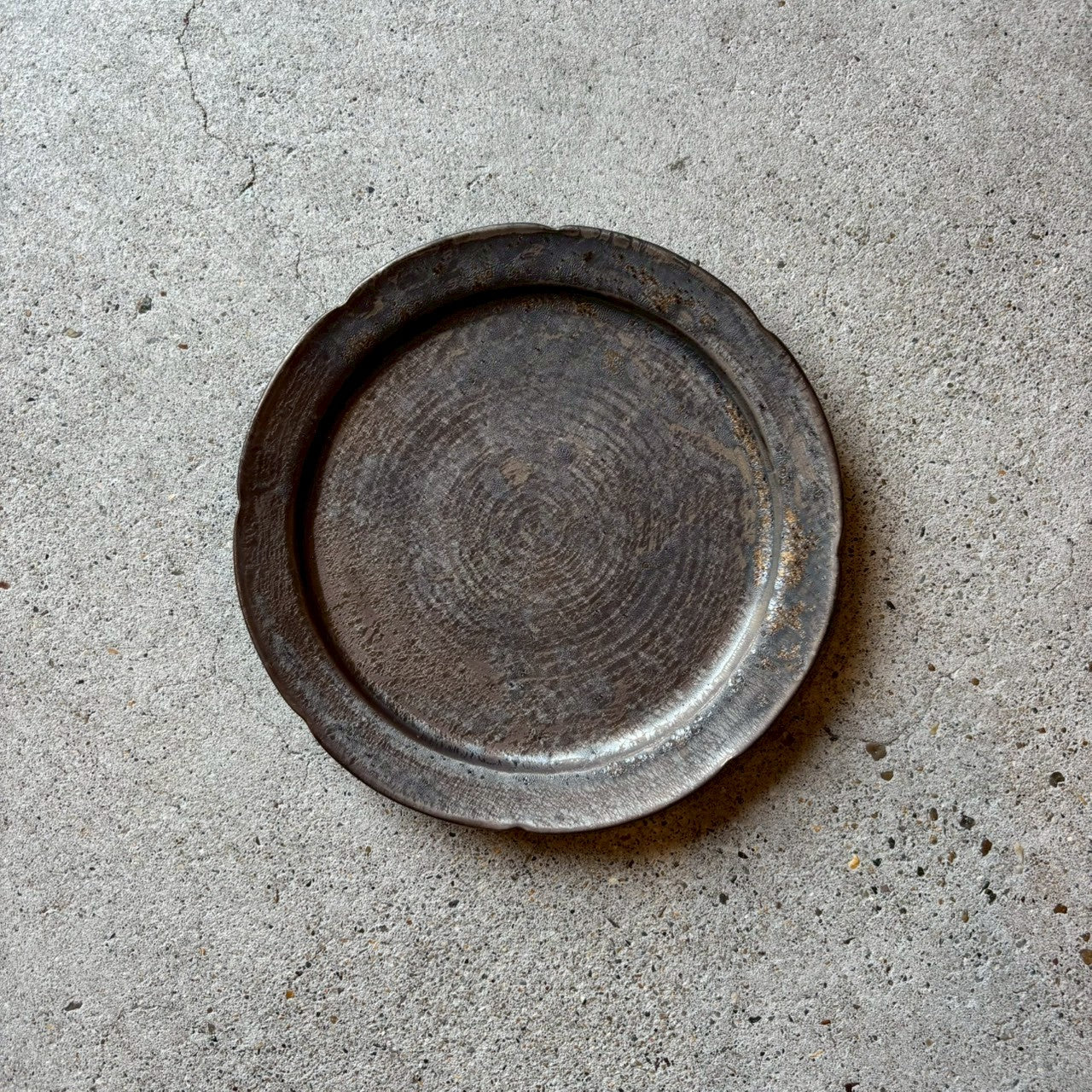 五寸皿　花型切込み　ブロンズ【FK19】