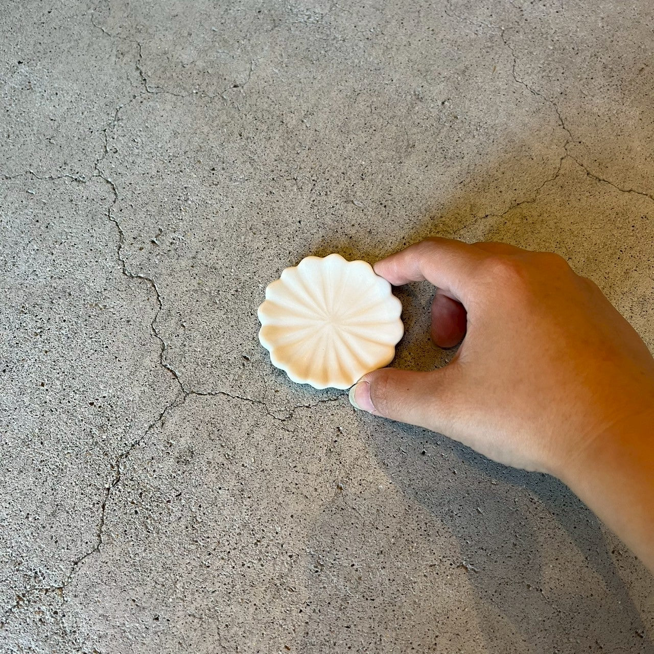 箸置き　カトラリーレストφ5.5　白【FK28】