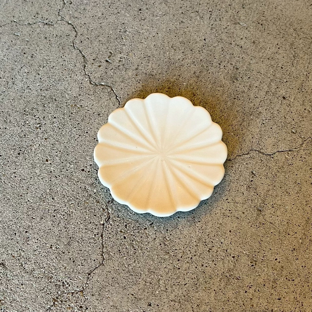 箸置き　カトラリーレストφ7　白【FK29a】