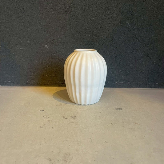 花器B　白【FK34】