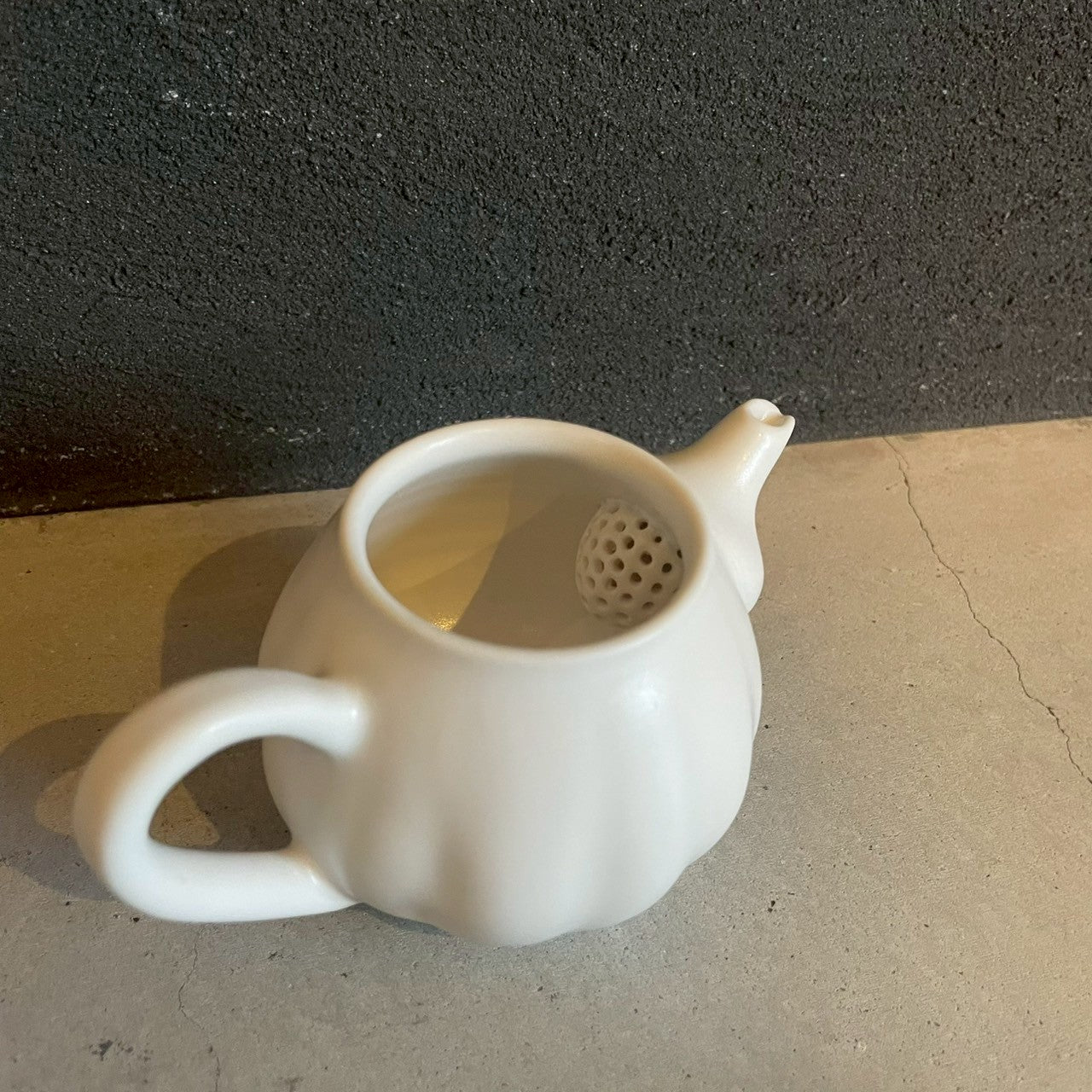 急須シリーズ　茶壺　白【FK36】