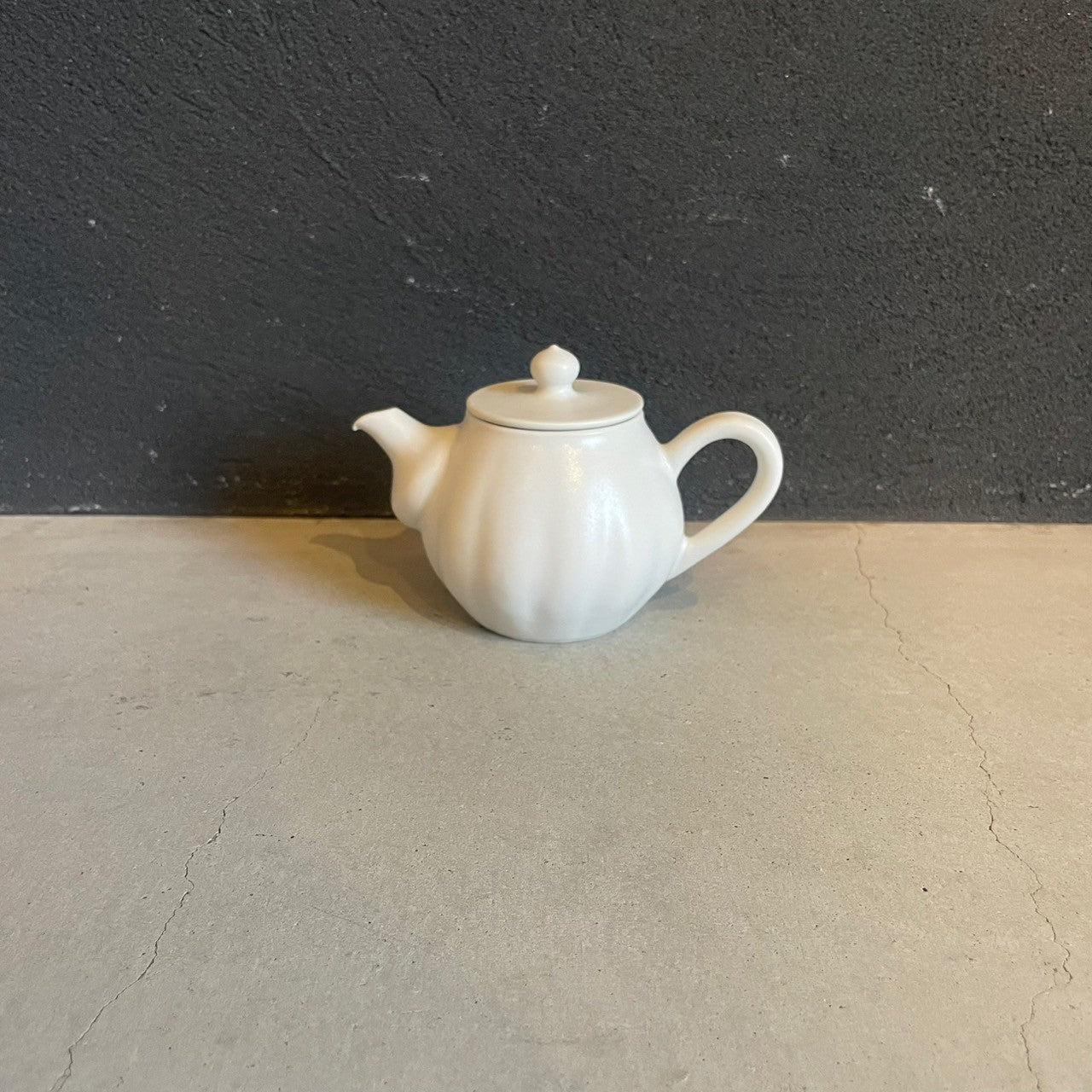 急須シリーズ　茶壺　白【FK36】