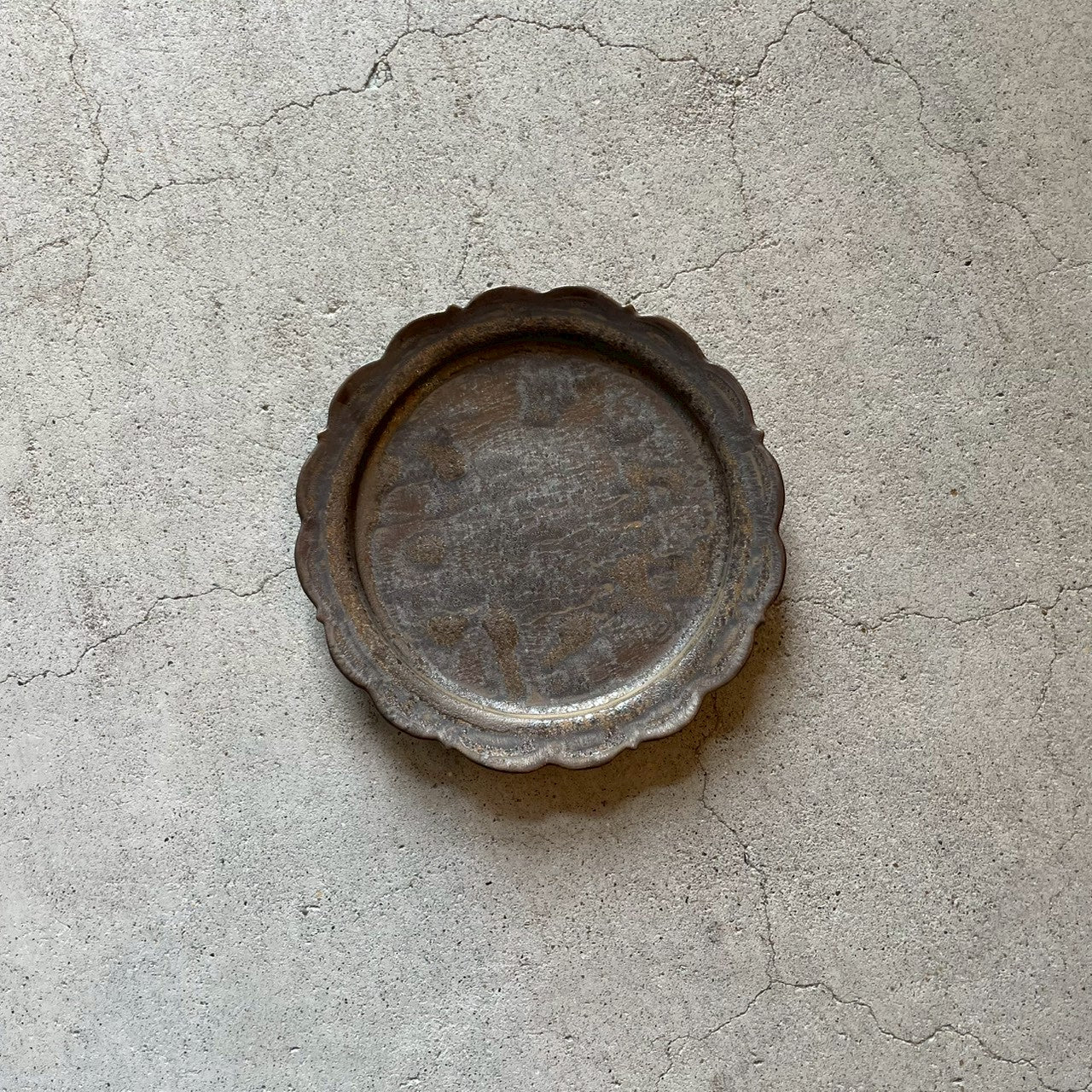 五寸皿　レリーフ　ブロンズ【FK47】