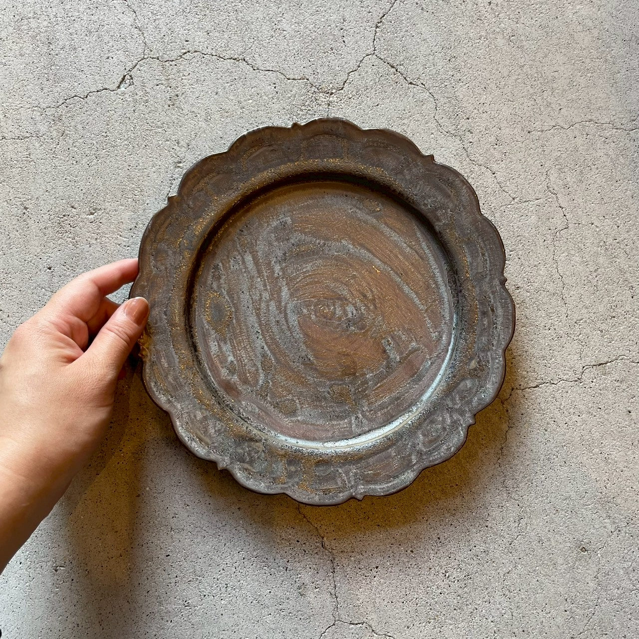 七寸皿　レリーフ七寸皿　ブロンズ【FK51】