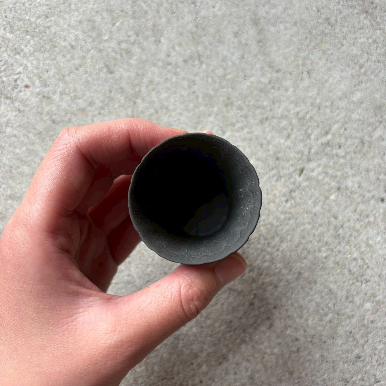 作家　飛松灯器　shaved cup SS / 台湾茶杯 / charcoal black（マット）【9】