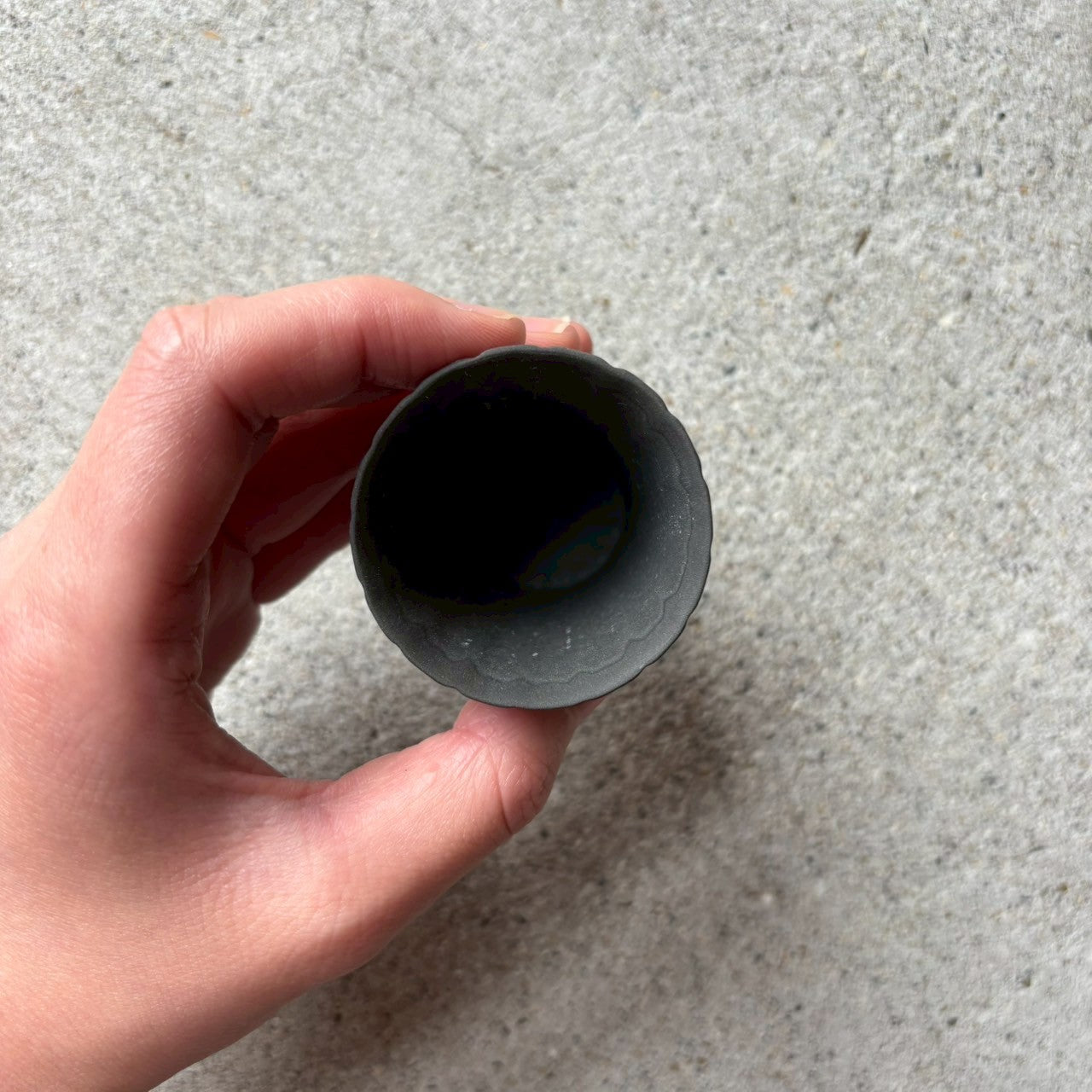 作家　飛松灯器　shaved cup SS / 台湾茶杯 / charcoal black（マット）【9】