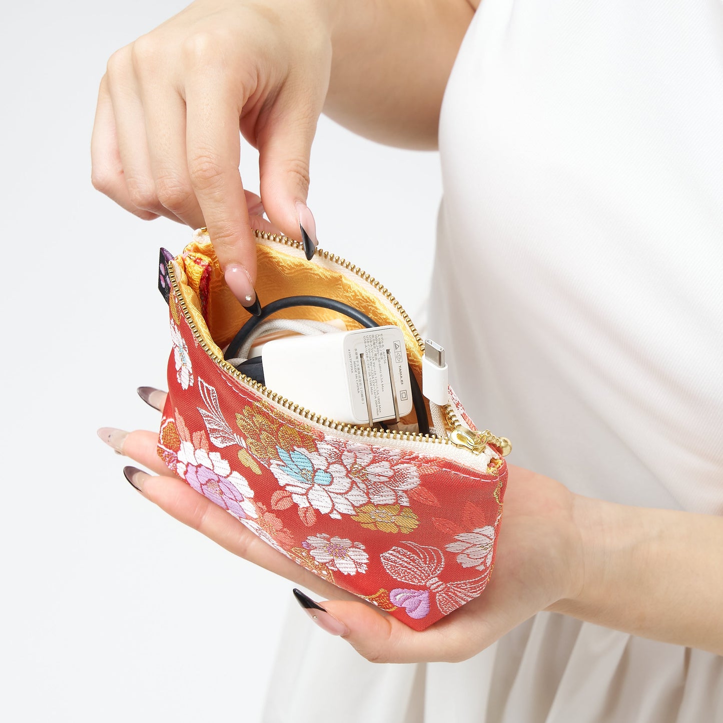 きんらん ちいさめポーチ(middle)