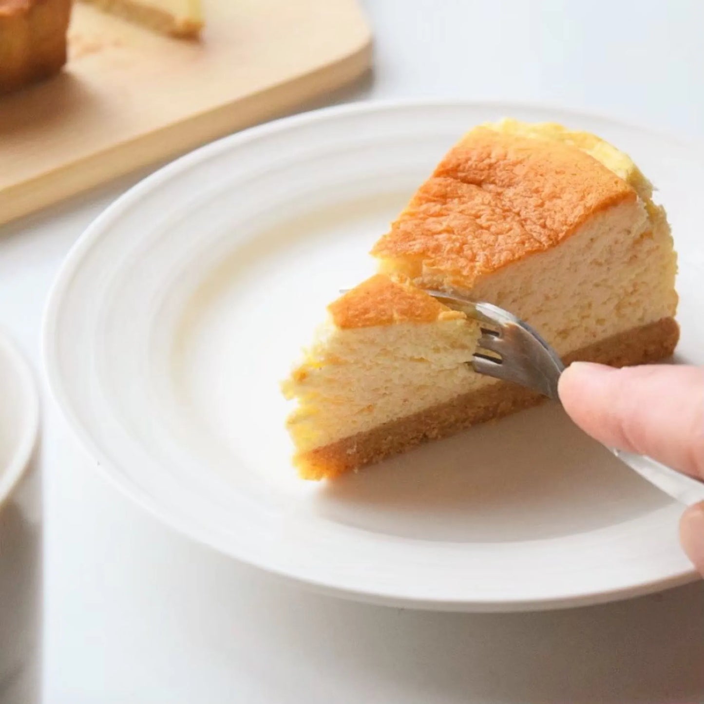 フスボンベイクドチーズケーキホール 糖質2.3g/切