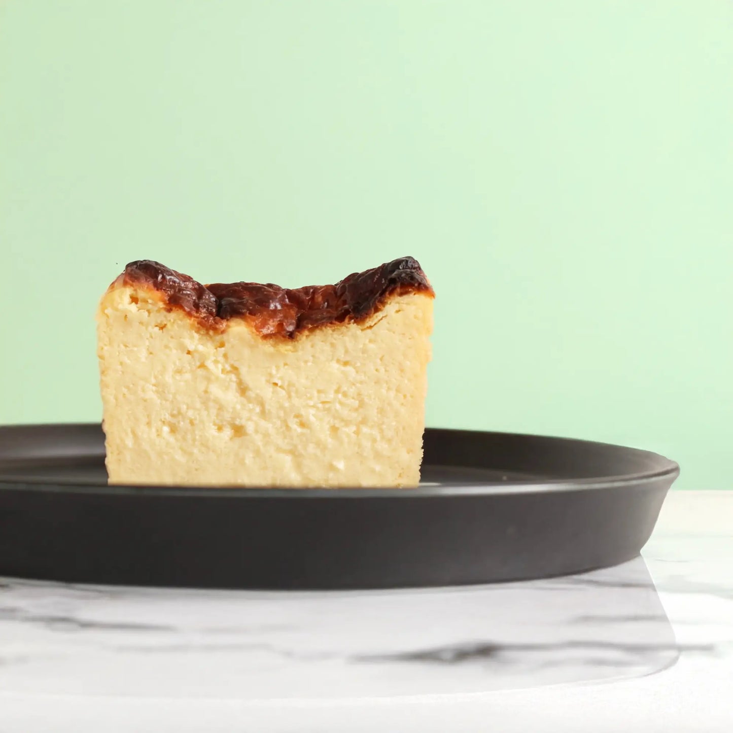 バスクチーズケーキ ホール 糖質9.3g/1ホール