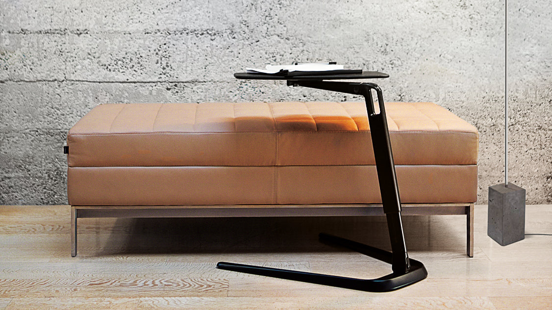 Coalesse Free Stand ポータブルテーブル