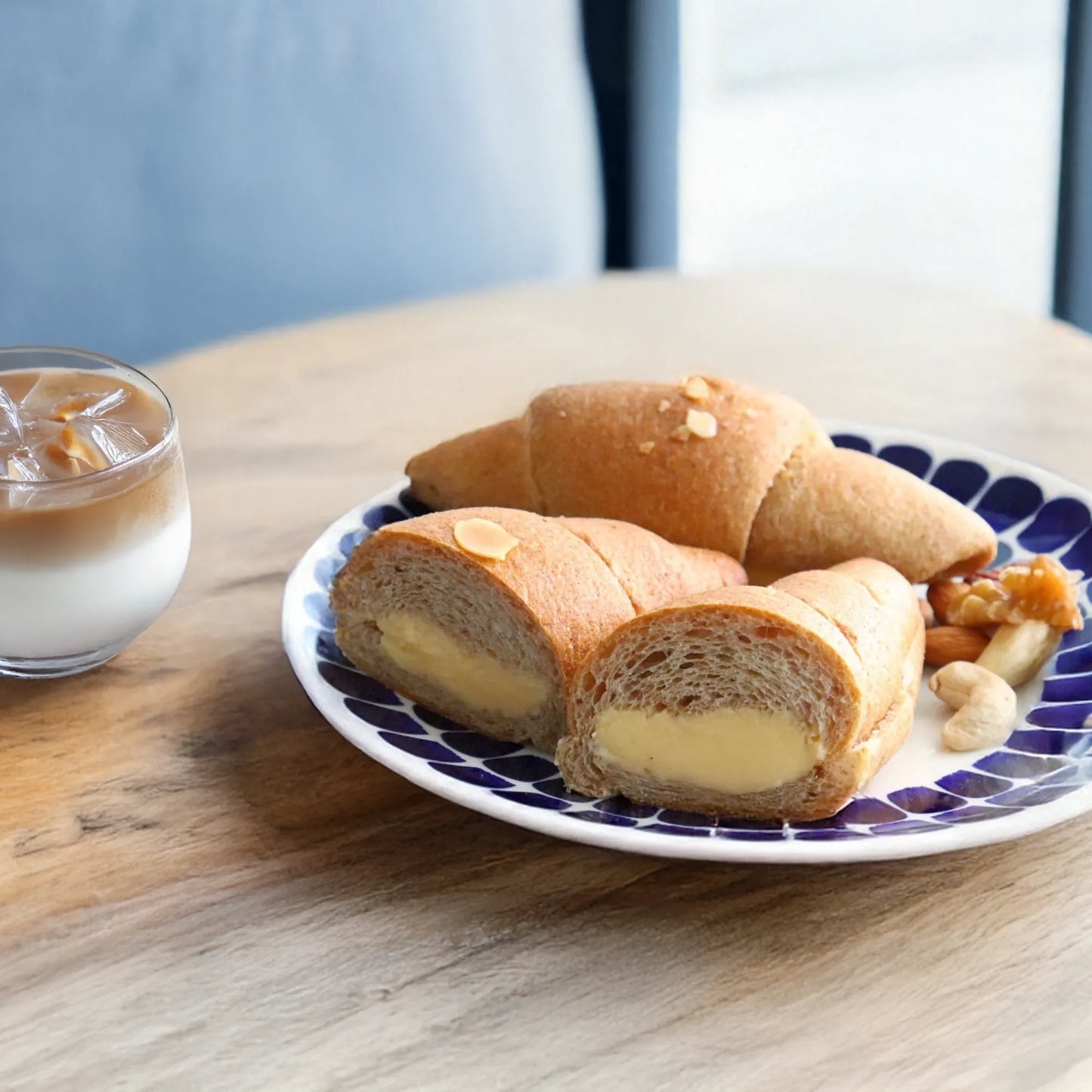 カスタードクリームパン 糖質5.5g