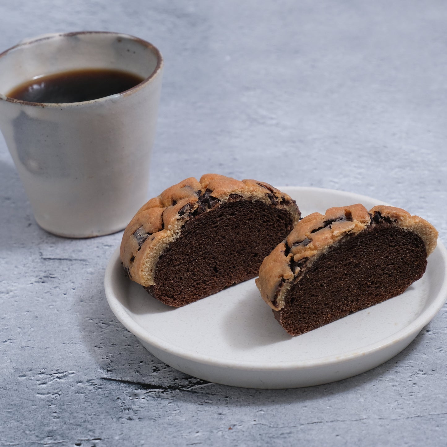 フスボン ダブルチョコチップメロンパン 糖質5.7g