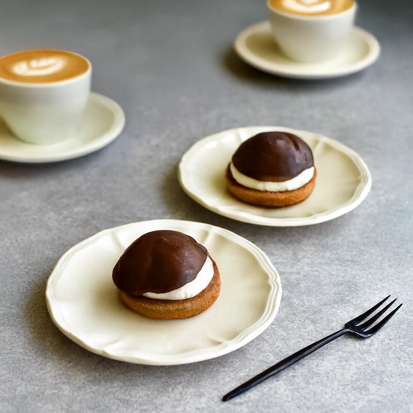 フスボンエクレア 糖質4.0g