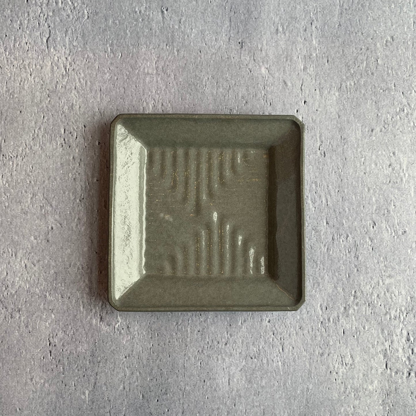 作家　飛松灯器　山プレート / 角 / S / gray【4】