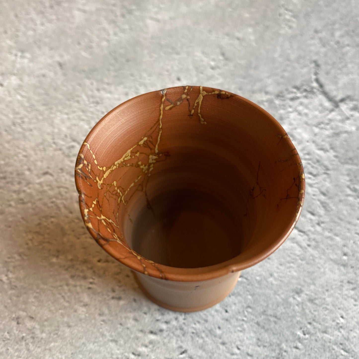 205　藻掛湯吞み 朱色【17】