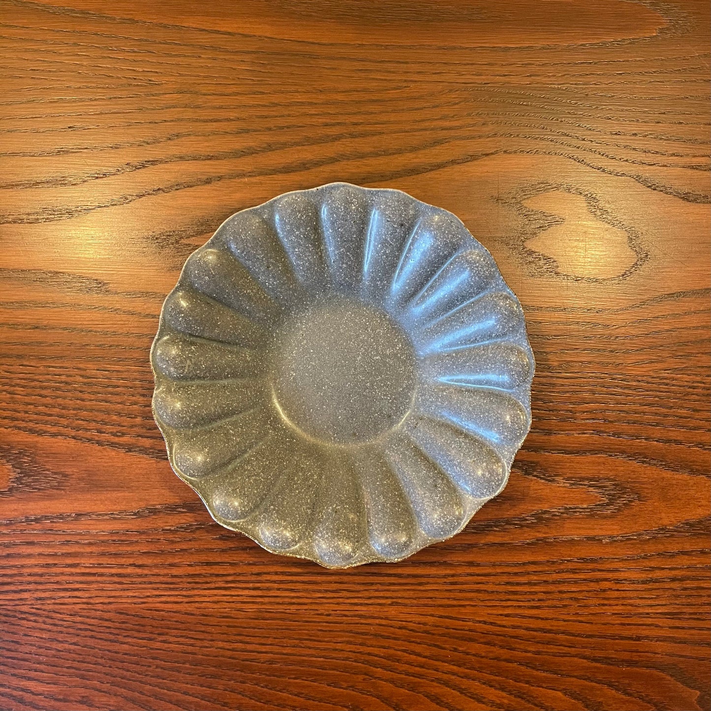 輪花深皿 大 グレー釉｜古谷製陶所（信楽焼 陶器）【古27】