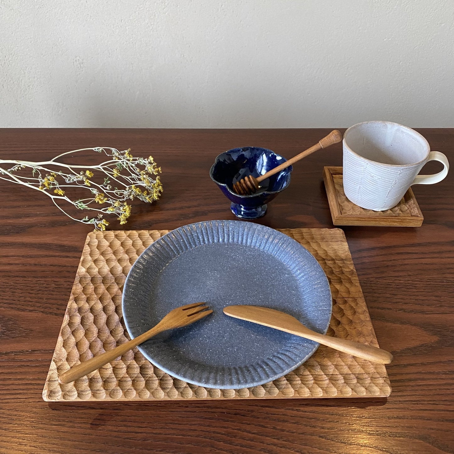 ラッフルプレート M グレー釉｜古谷製陶所（信楽焼 陶器）【古6】