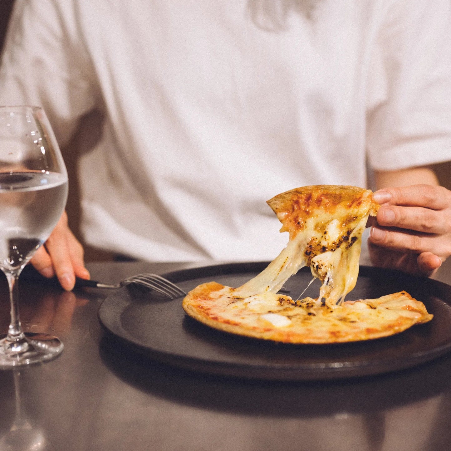 フスボンピッツァ（トマトソース味） 糖質8.9g/枚