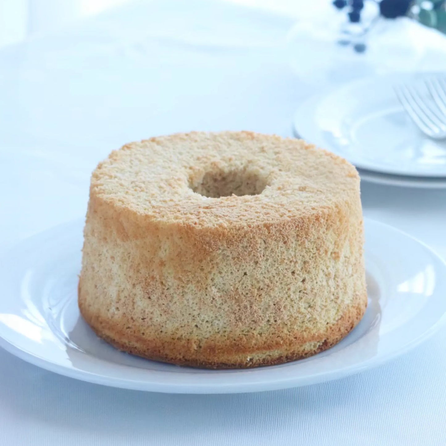 シフォンケーキプレーン ホール　糖質7.2g/1ホール