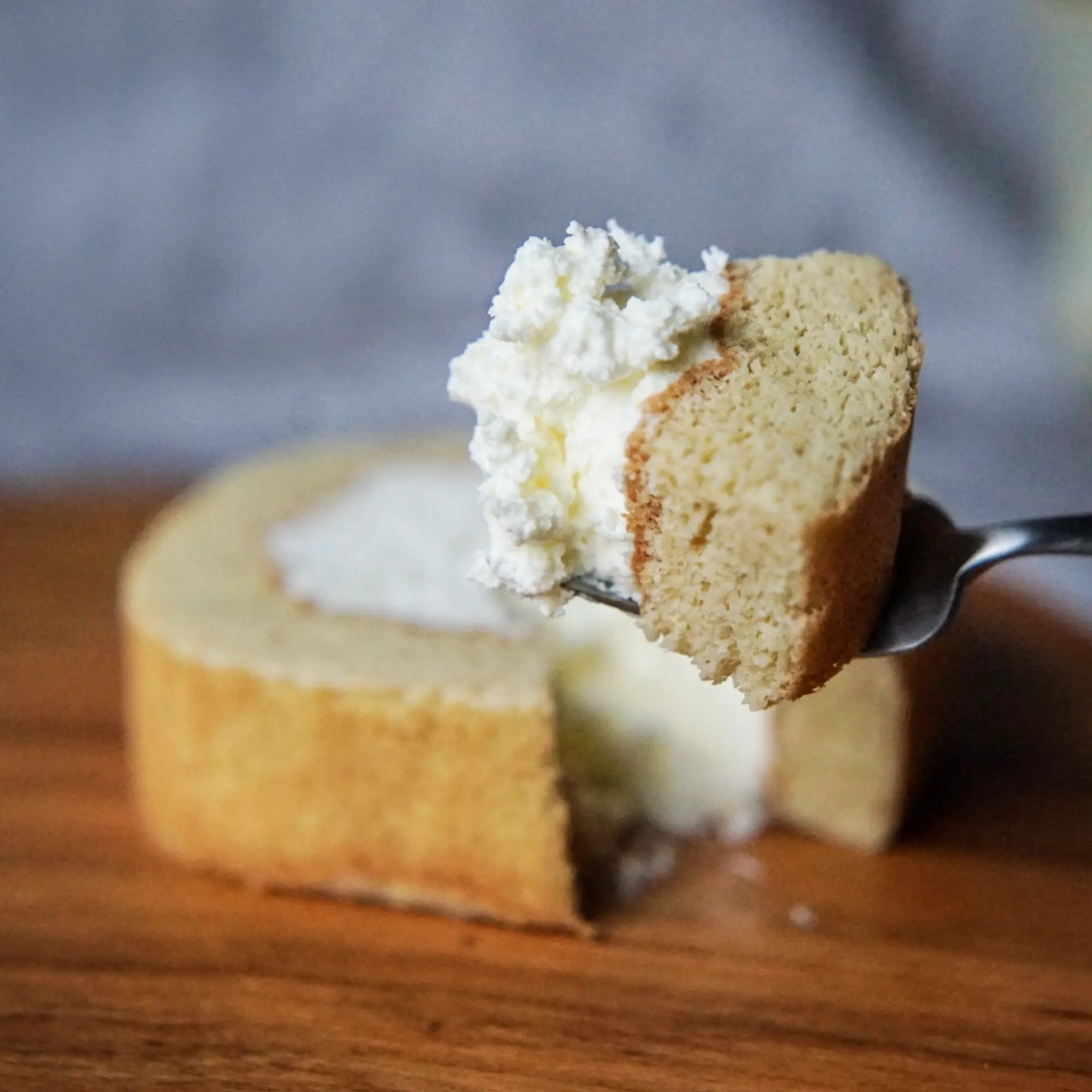 フスボンロールプレーンホール 糖質2.2/切