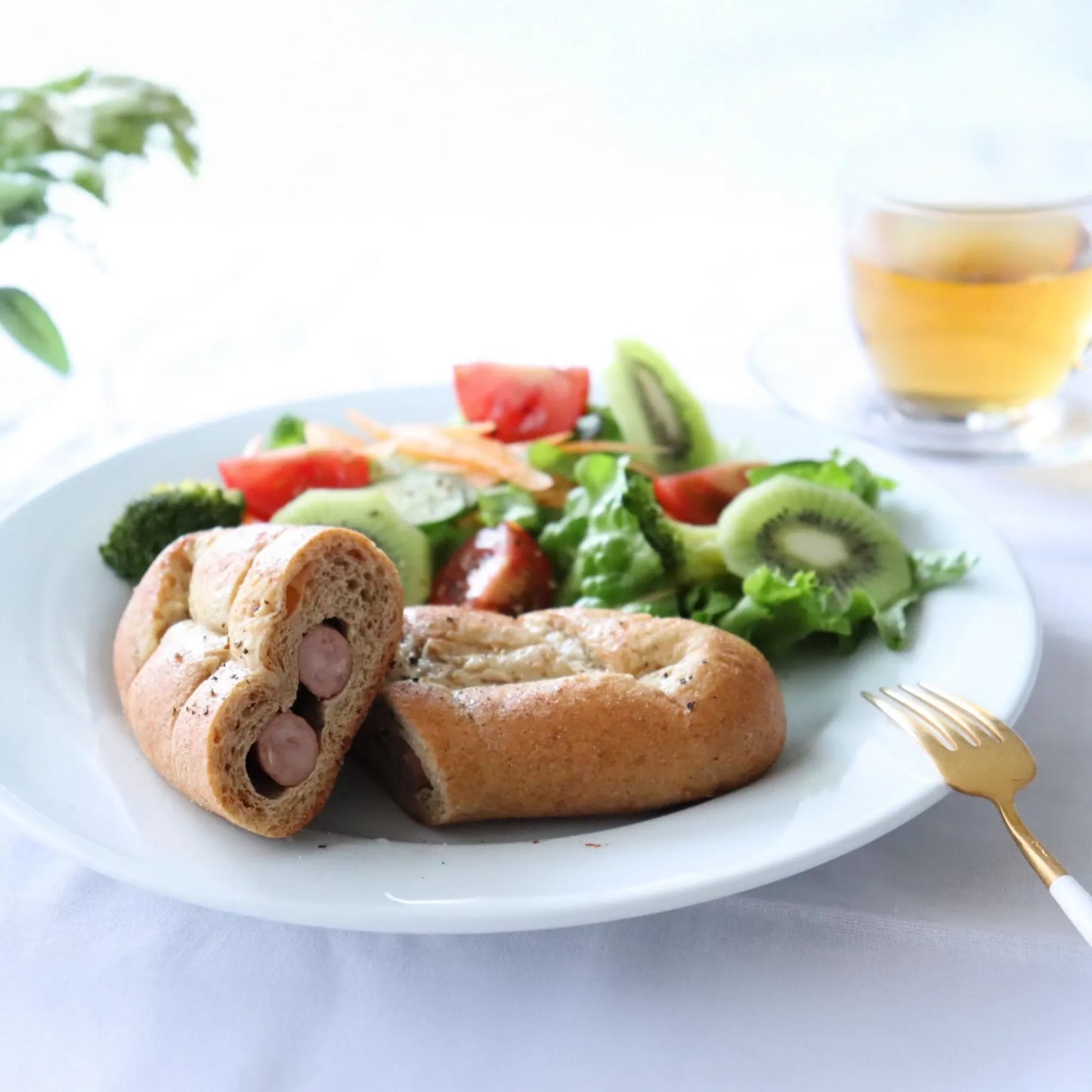 ウインナーマヨネーズロール 糖質7.8g