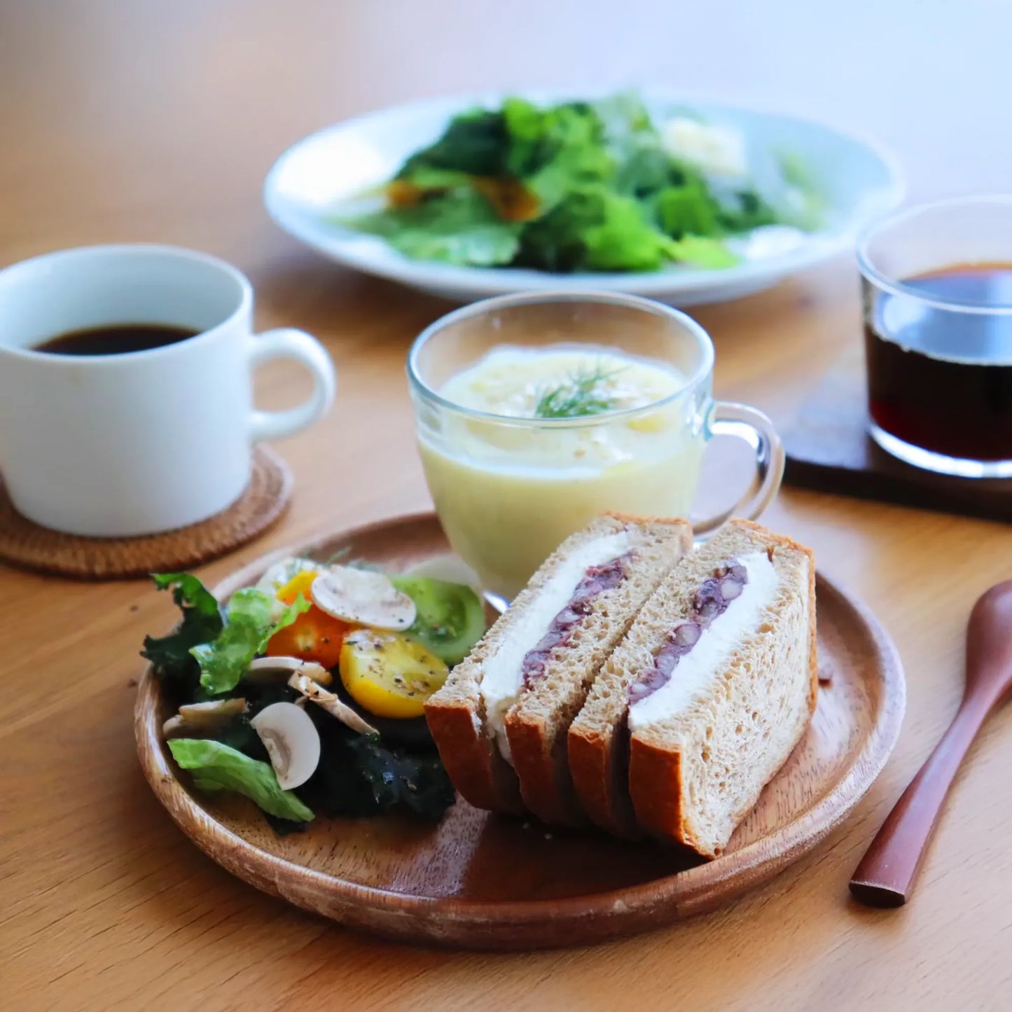 生クリーム＆十勝粒あんサンド  糖質5.9g/個