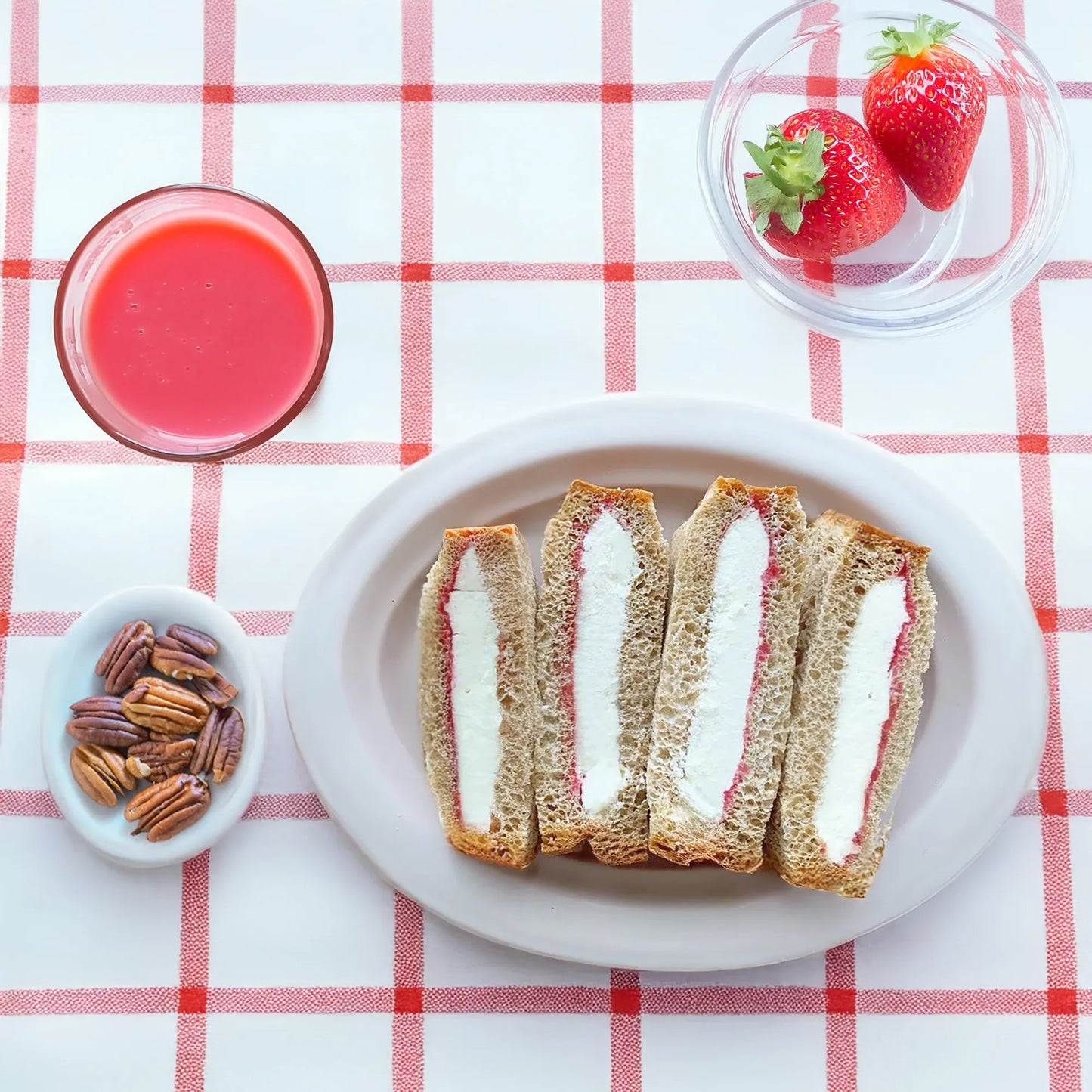 生クリームサンドwith無糖イチゴジャム 糖質3.8g/個