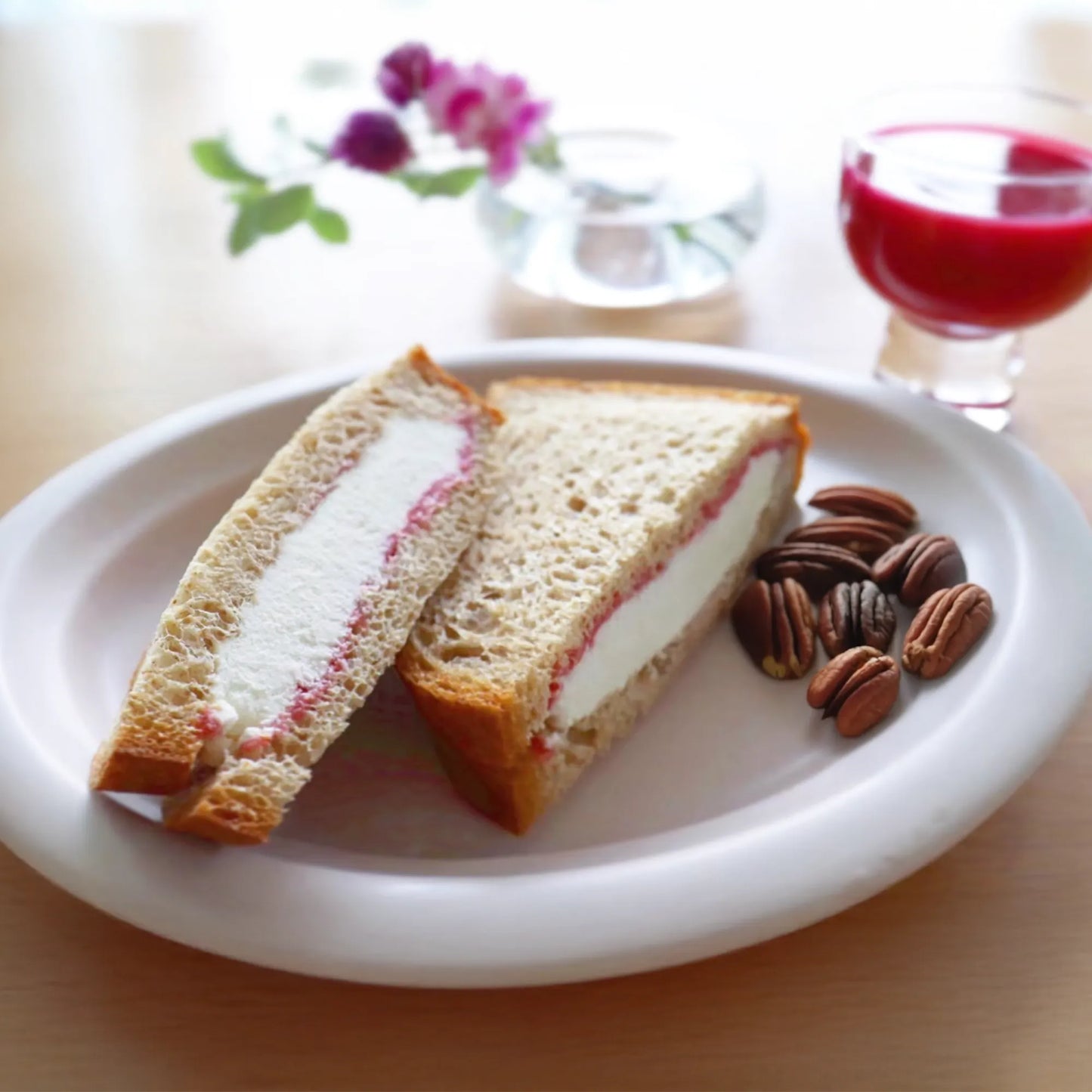 生クリームサンドwith無糖イチゴジャム 糖質3.8g/個